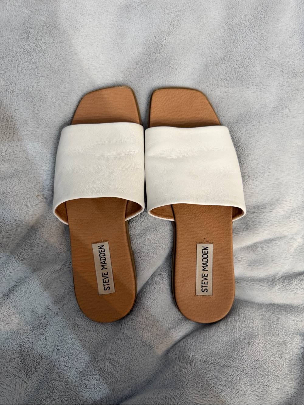 Steve Madden White Wide-Strap Slide Sandals
